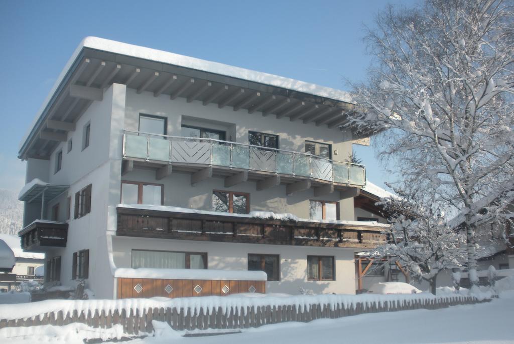 ケセンHaus Margitアパートメント エクステリア 写真